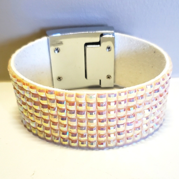 Statement bracelet. - Picture 6 of 7